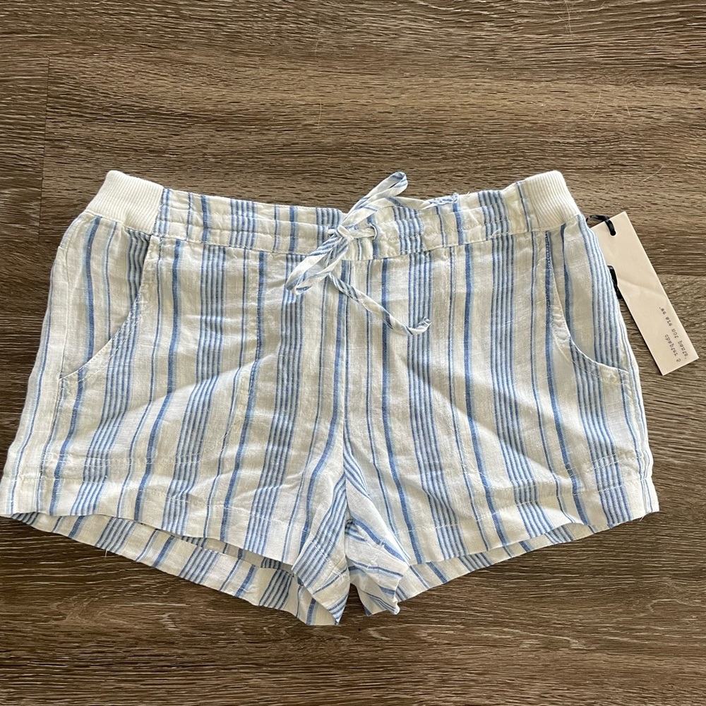NWT | Blue Stripped Linen Short